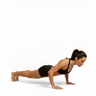 Exécution de l'exercice pompes serrées moitié, muscles sollicités : pectoraux, au poids du corps